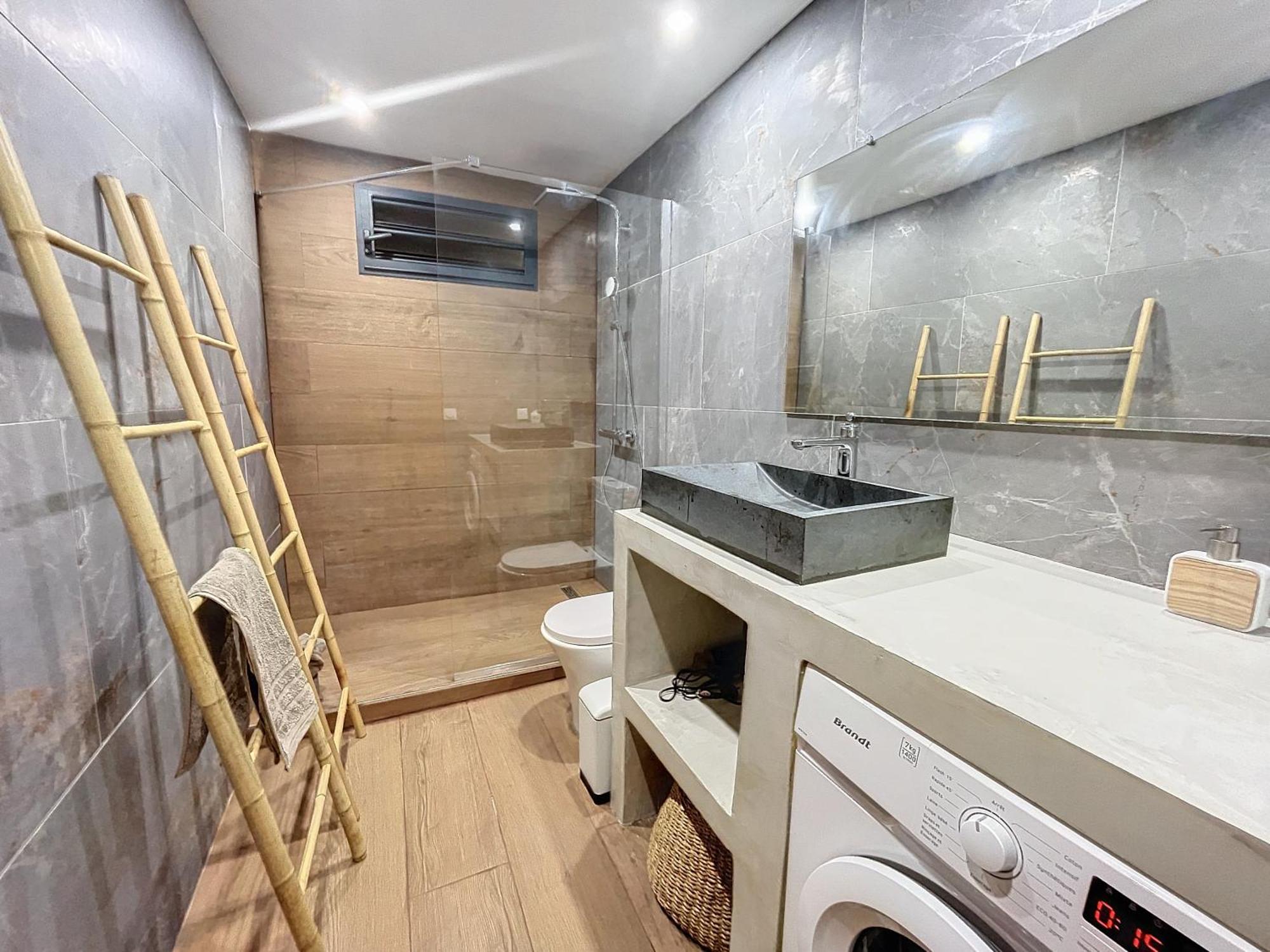 Appartement Appt Serenity Piscine Vue *